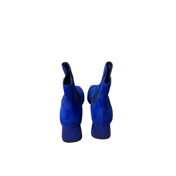 New W/O Box Blue Clarra Bootie sz 6 - Picture 2 of 2